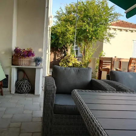 Duplex Maria Di, Free Parking, Sea View